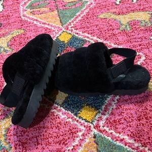 UGG Super Fluff slippers size 9